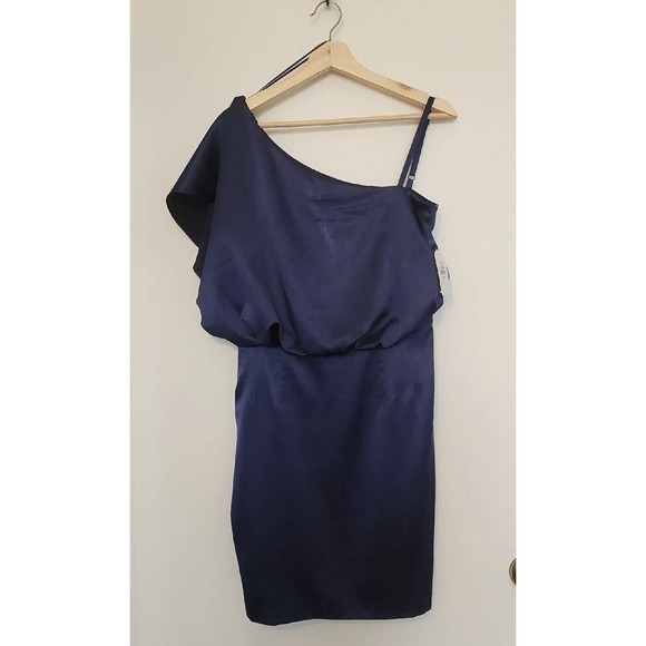 Jessica Simpson New Royal Blue off the shoulder mini Dress - size 6 - Picture 2 of 8